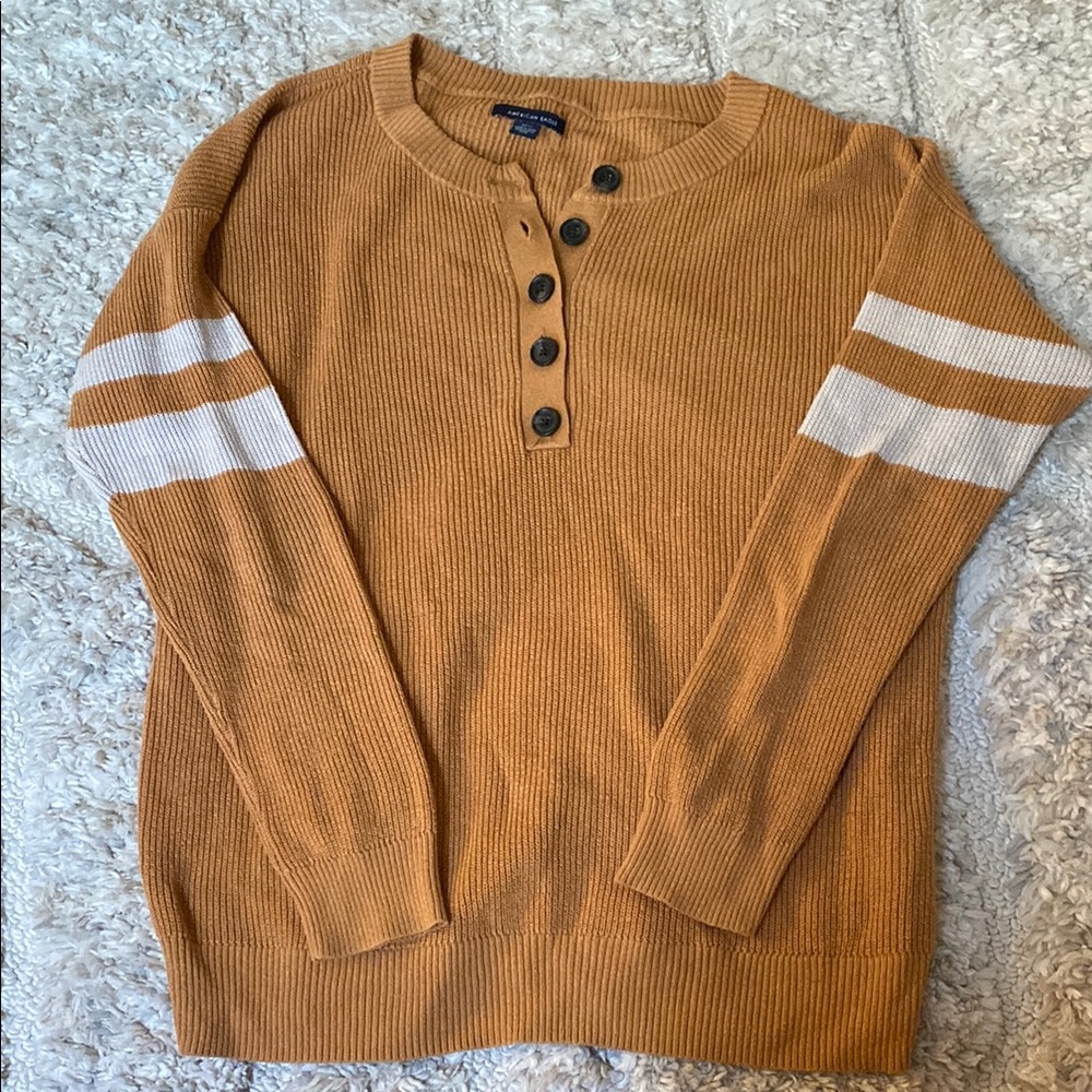 American Eagle Outfitters White and Orange Crewneck Sweater Soft Knit